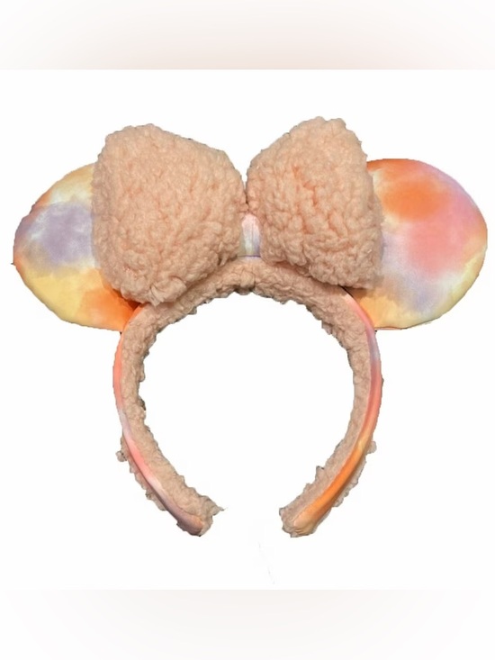 Disney Accessories - Disney Peach Sherpa Minnie Ears Headband